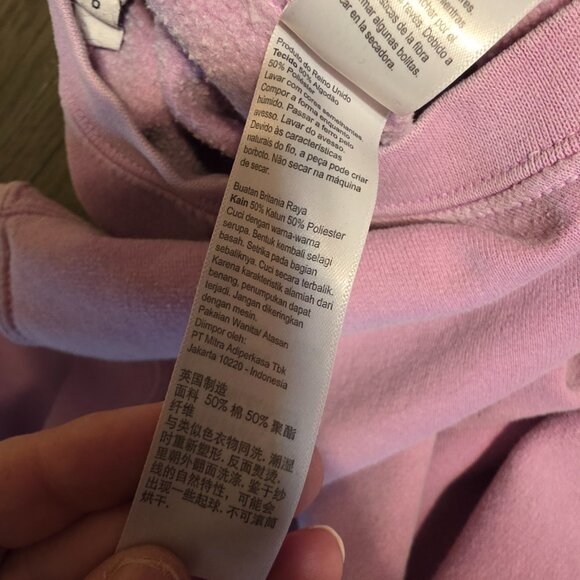 Topshop Graphic Sweatshirt with lion Purple Small- some discoloration - Picture 13 of 13